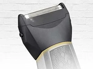 BaByliss MEN 11 in 1 Carbon Titanium Face and Body Multi Grooming Kit with Nose Trimmer and Foil Shaver Attachments - foil