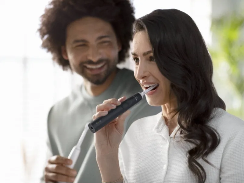 Philips Sonicare 3100 Series Sonic Electric Toothbrush with Pressure Sensor and BrushSync Replacement Reminder HX3673/11 Sugar Rose - product information 3