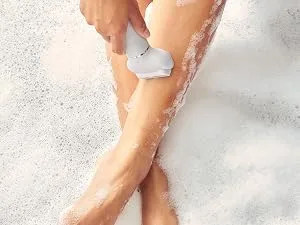 Panasonic ES-EL8C Wet and Dry Cordless Epilator with 7 Attachments & LED Light (UK Plug) EL8C - 7 attachments - ES-EL8C
