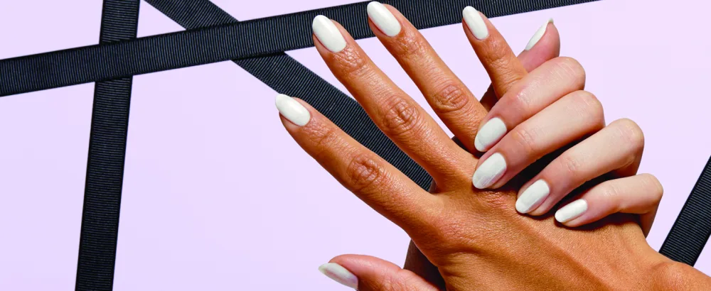 OPI Nail Polish Infinite Shine Long-wear System 2nd Step Terribly Nice Holiday Collection Peppermint Bark and Bite 15ml - OPI Terribly Nice 2023 collection