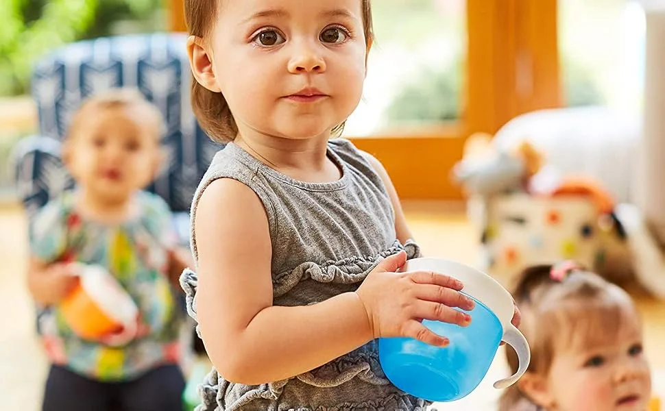 Munchkin 2 Piece Snack Catcher Blue/Green 2 Piece Set (Pack of 1) - main