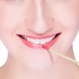 G2PLUS 50PCS Disposable Lip Brushes with Wooden Handle Makeup Lipstick Applicators Lip Gloss Wand Brushes for Lip Extension Application - Bamboo lipstick applicators