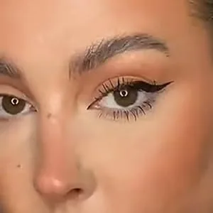 Technic Go All Out Length & Define Mascara - Lengthening Mascara With a Flexible Tapered Wand For Maximum Emphasis & Definition. Vegan Formula In Deep Black Which Does Not Flake or Smudge. 13ml - all out