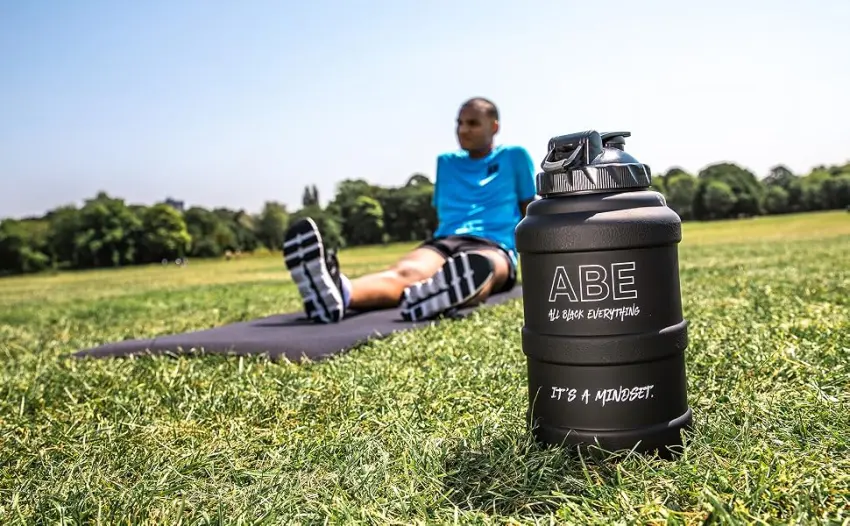 Applied Nutrition Bundle ABE Pre Workout 375g + JUG 2.5 LT Matt Black | All Black Everything Pre Workout Powder Energy & Physical Performance with Creatine Beta Alanine (Cherry Cola) - A+ Jug 1
