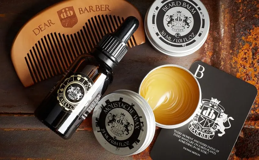 Dear Barber Conditioning Beard Balm Nourishing Oils and Waxes Lightly Styles Softens & Tames Beard Softening Beard Balm 30ml - range comb