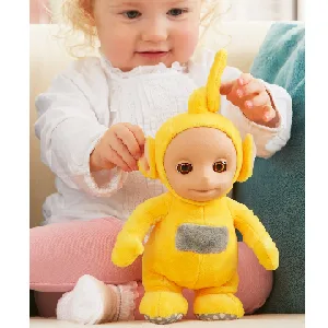 Character Uk Teletubbies 8 Inch Talking Laa-Laa Soft Toy Modern - Laa-Laa