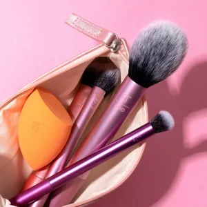 Real Techniques by Samantha Chapman Everyday Essentials For Blush + Foundation + Shadow + Highlighter + Concealer 5 Pieces - image