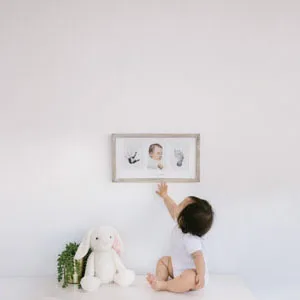 Pearhead Babyprints Rustic Frame Baby Keepsake Item Nursery D cor Baby Handprint And Footprint Rustic Wood Babyprints Frame Distressed Wood - baby with babyprints rustic frame